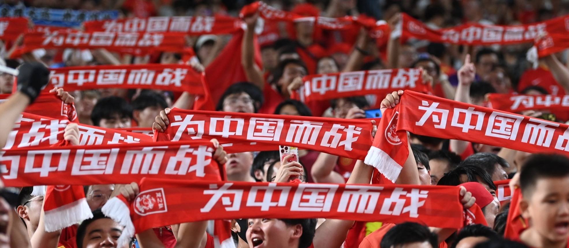 关于两支队伍在比赛中战平收场，势均力敌的信息
