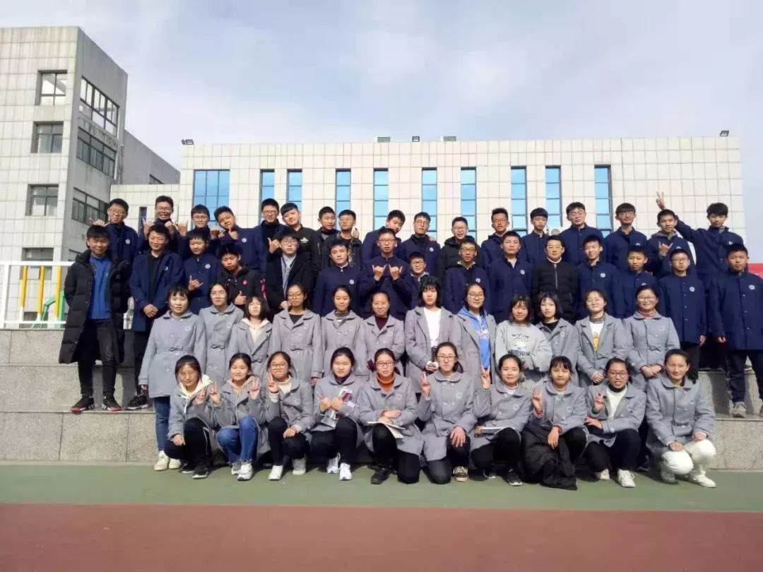 包含湖北队全员集结备战，誓取双赢，努力突破自我的词条